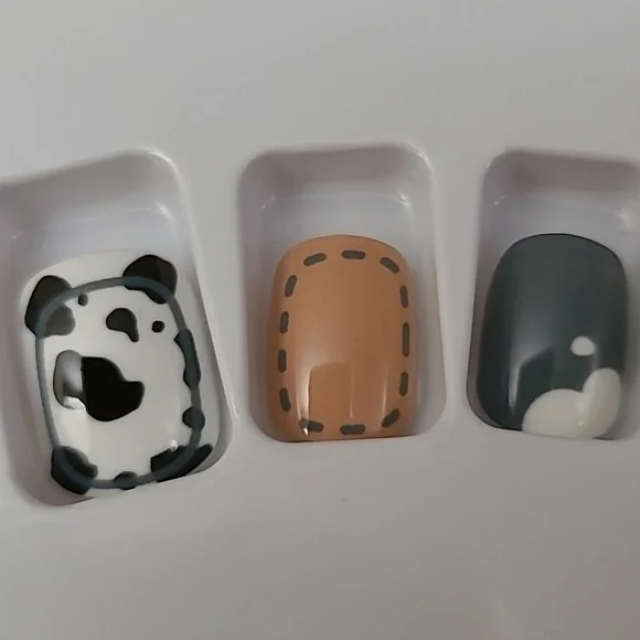 3D Cow Press On Nails - Picture 17 of 17
